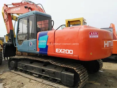 Japan Surplus Used Hitachi Ex200-3 Excavator Hitachi Ex200 Ex200-3 Backhoe - Lánctalpas kotró: 1 kép. Japan Surplus Used Hitachi Ex200-3 Excavator Hitachi Ex200 Ex200-3 Backhoe - Lánctalpas kotró: 1 kép.