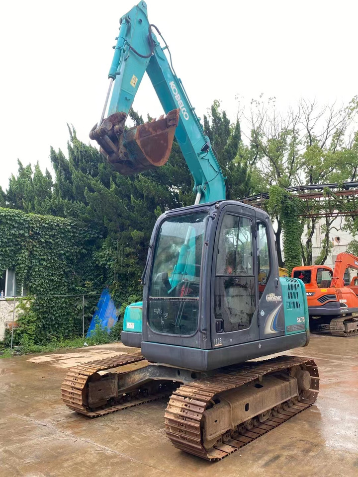 Kobelco SK75, SK55 Original Condition Japan Excavator - Lánctalpas kotró: 2 kép. Kobelco SK75, SK55 Original Condition Japan Excavator - Lánctalpas kotró: 2 kép.