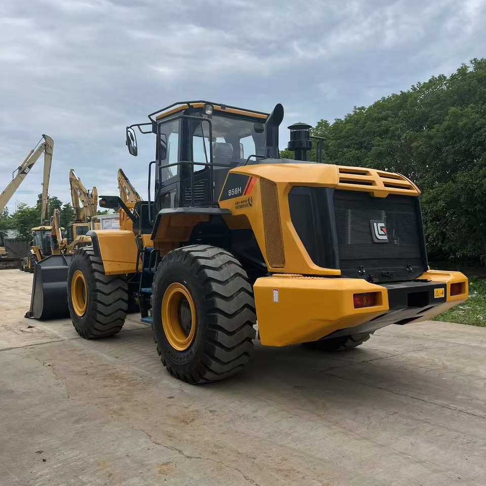 Liugong Used Wheel Loader LIUGONG 856H, 5Ton Loader for Sale Made in CHINA - Gumikerekes homlokrakodó: 3 kép. Liugong Used Wheel Loader LIUGONG 856H, 5Ton Loader for Sale Made in CHINA - Gumikerekes homlokrakodó: 3 kép.