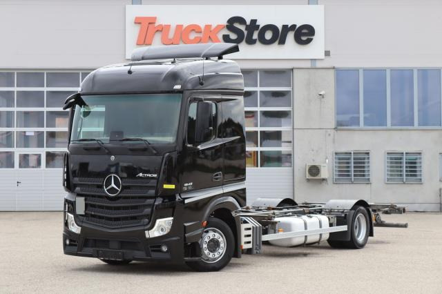 Mercedes-Benz Actros 1842 L nR - Cserefelépítményes teherautó: 1 kép. Mercedes-Benz Actros 1842 L nR - Cserefelépítményes teherautó: 1 kép.