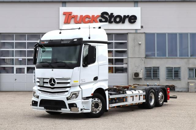 Mercedes-Benz Actros 2546LL MULTIWECHSLER - Cserefelépítményes teherautó: 1 kép. Mercedes-Benz Actros 2546LL MULTIWECHSLER - Cserefelépítményes teherautó: 1 kép.
