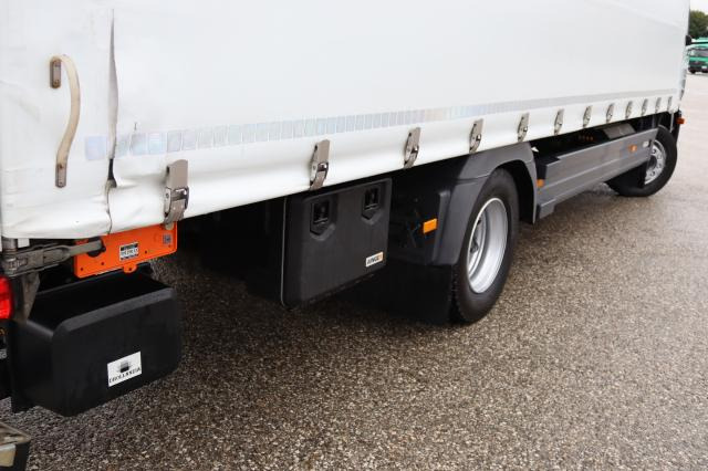 Mercedes-Benz Atego 1224L EDSCHA - Ponyvás teherautó: 5 kép. Mercedes-Benz Atego 1224L EDSCHA - Ponyvás teherautó: 5 kép.