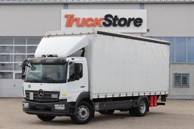 Mercedes-Benz Atego 1524 L - Ponyvás teherautó: 1 kép. Mercedes-Benz Atego 1524 L - Ponyvás teherautó: 1 kép.
