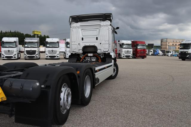 Mercedes-Benz eActros 400 L - Alvaz teherautó: 5 kép. Mercedes-Benz eActros 400 L - Alvaz teherautó: 5 kép.