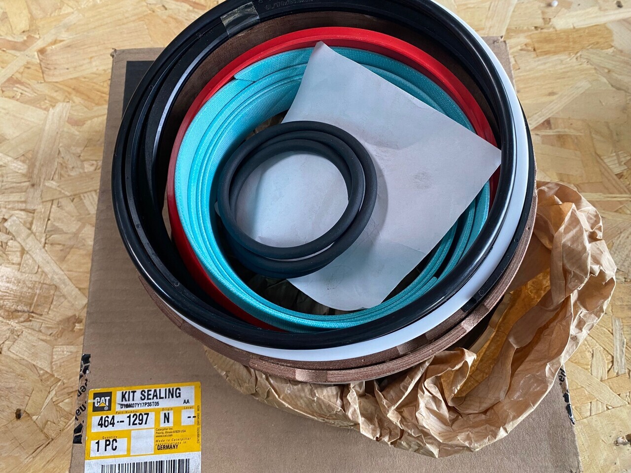 CATERPILLAR 6020B Seal kit 464-1297 4641297 - Alkatrész - Építőipari gépek: 1 kép. CATERPILLAR 6020B Seal kit 464-1297 4641297 - Alkatrész - Építőipari gépek: 1 kép.