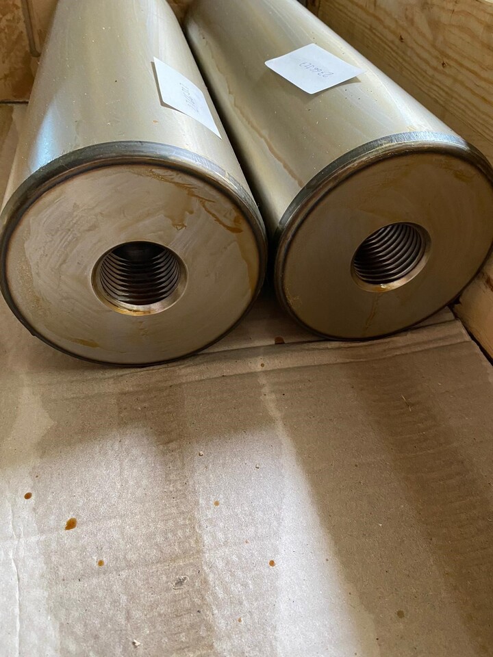 O&K Terex RH120 6030 Pin 2766327 1574006 449-8382 - Alkatrész: 2 kép. O&K Terex RH120 6030 Pin 2766327 1574006 449-8382 - Alkatrész: 2 kép.