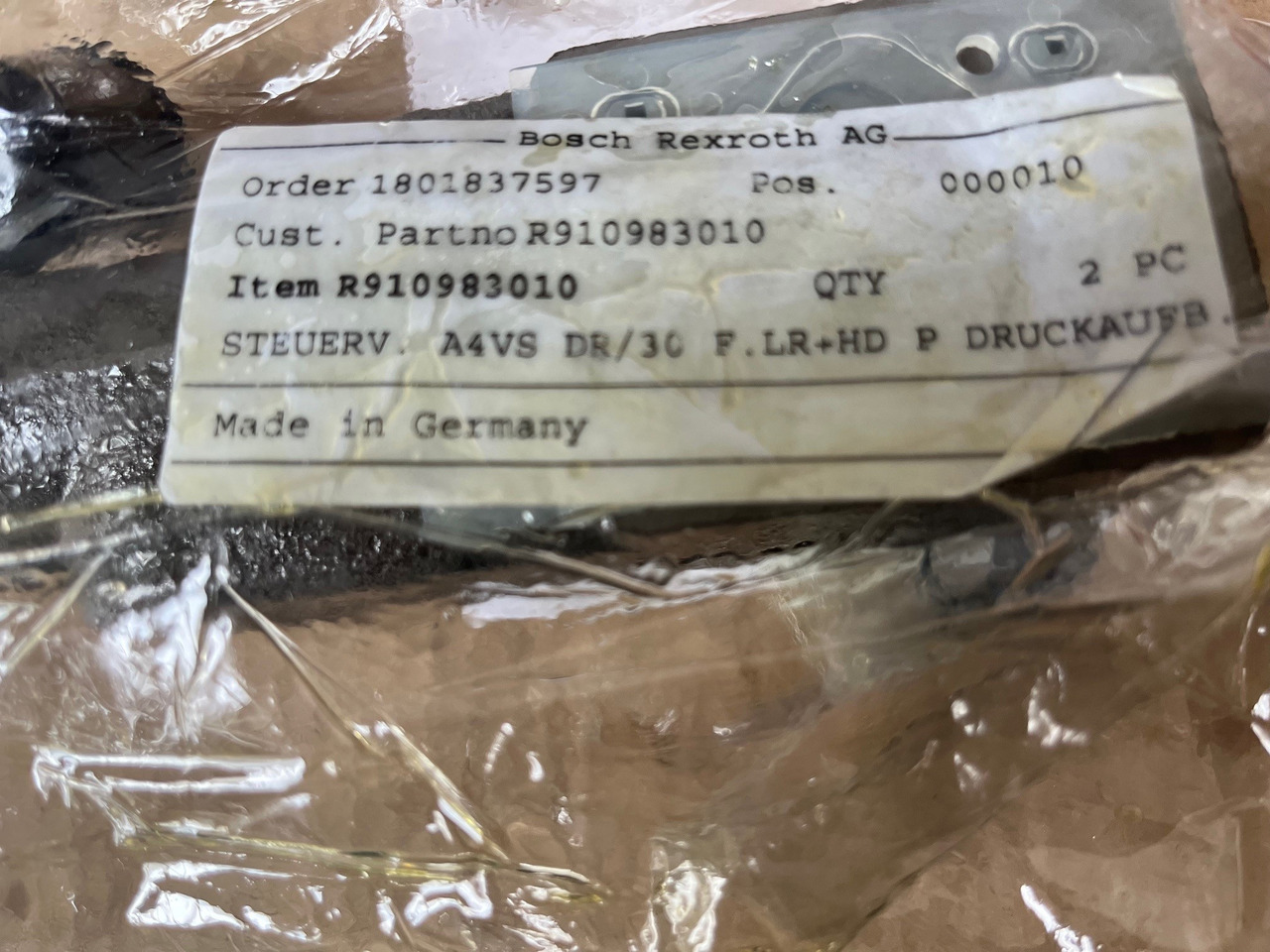 REXROTH Steuerventil A4VS DR/30 R910983010 - Alkatrész - Építőipari gépek: 2 kép. REXROTH Steuerventil A4VS DR/30 R910983010 - Alkatrész - Építőipari gépek: 2 kép.