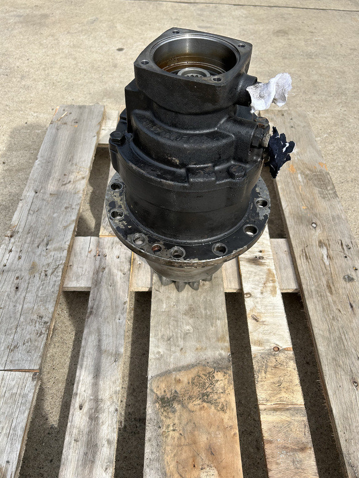 CATERPILLAR 316 D - Fordító motor - Kotrógép: 4 kép. CATERPILLAR 316 D - Fordító motor - Kotrógép: 4 kép.