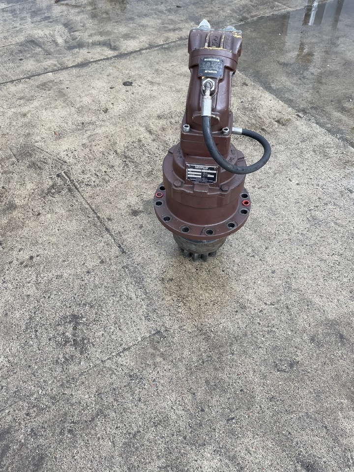 CATERPILLAR DR 140 - Fordító motor - Kotrógép: 2 kép. CATERPILLAR DR 140 - Fordító motor - Kotrógép: 2 kép.