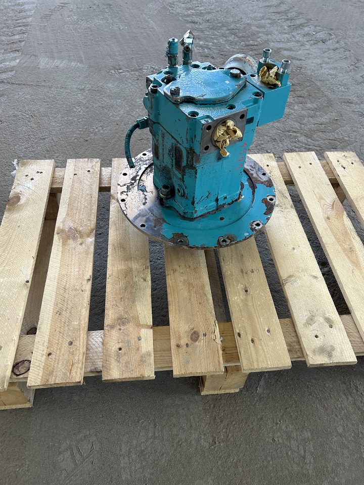 Linde Atlas 1404 - Hidraulikus szivattyú - Kotrógép: 2 kép. Linde Atlas 1404 - Hidraulikus szivattyú - Kotrógép: 2 kép.