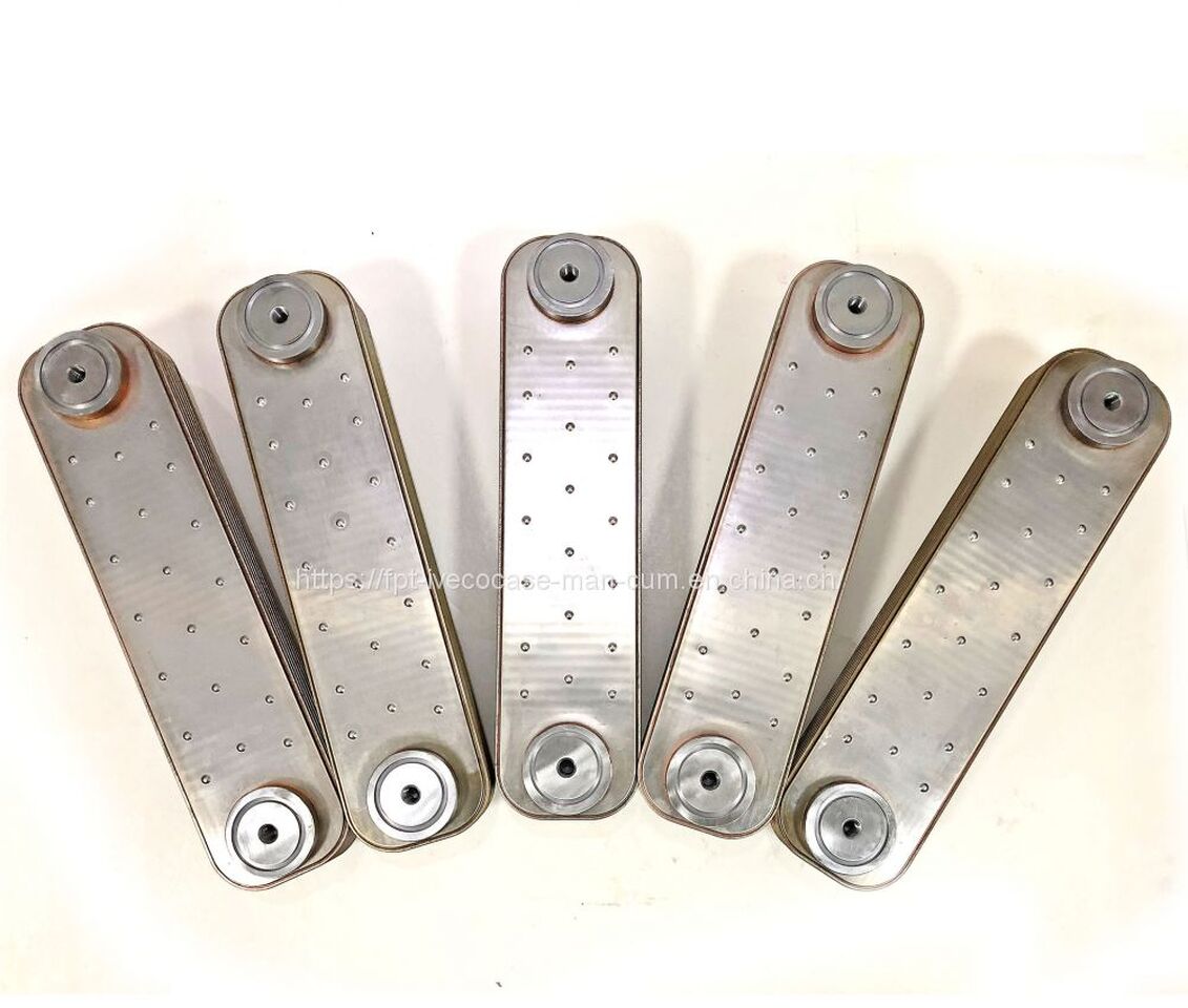 FPT IVECO CASE Cursor9 Euro 6 F2CFE612 A/B/D F2CFE614A*B041/F2CGE614F*V004 5802431166 OIL COOLER CORE 504127469 504130575 5801389774 - Olajhűtő - Teherautó: 3 kép. FPT IVECO CASE Cursor9 Euro 6 F2CFE612 A/B/D F2CFE614A*B041/F2CGE614F*V004 5802431166 OIL COOLER CORE 504127469 504130575 5801389774 - Olajhűtő - Teherautó: 3 kép.