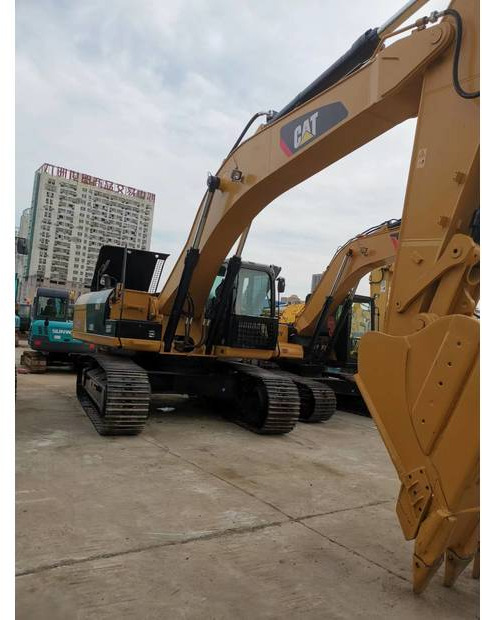 2018 Caterpillar 336D - Lánctalpas kotró: 1 kép. 2018 Caterpillar 336D - Lánctalpas kotró: 1 kép.