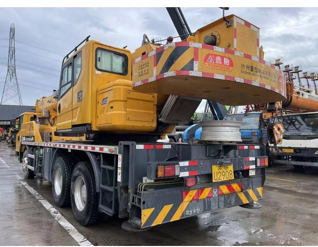 2019 XCMG QY25K5A - Autódaru: 3 kép. 2019 XCMG QY25K5A - Autódaru: 3 kép.