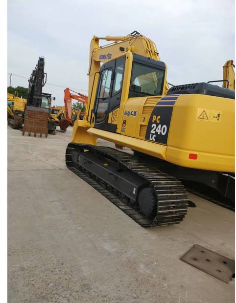 2020 Komatsu PC240LC-8 lízing 2020 Komatsu PC240LC-8: 17 kép. 2020 Komatsu PC240LC-8 lízing 2020 Komatsu PC240LC-8: 17 kép.
