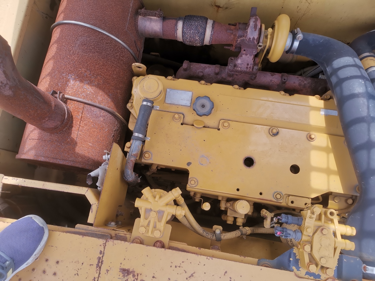 Caterpillar 323D - Lánctalpas kotró: 5 kép. Caterpillar 323D - Lánctalpas kotró: 5 kép.