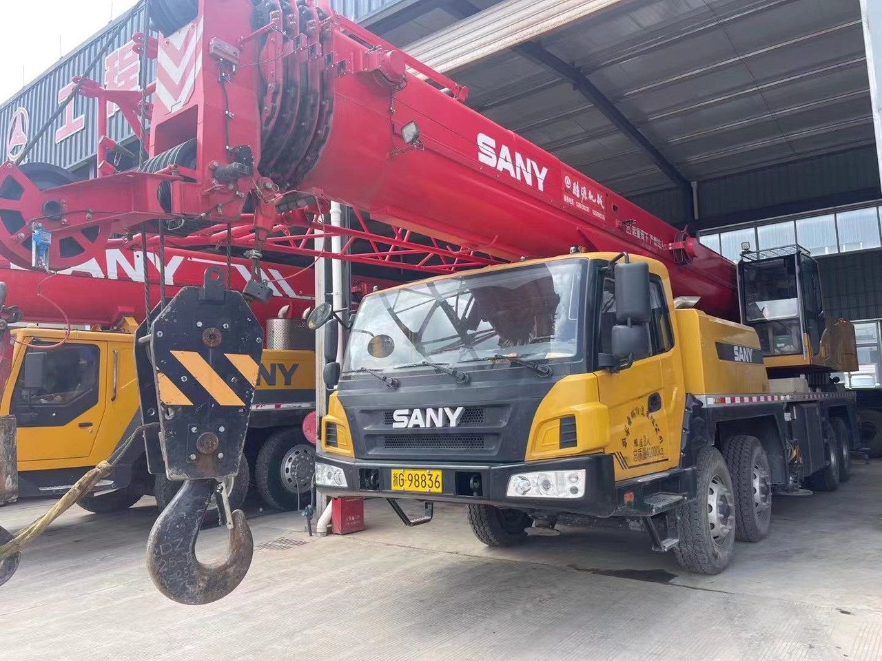 SANY STC500E - Autódaru: 2 kép. SANY STC500E - Autódaru: 2 kép.
