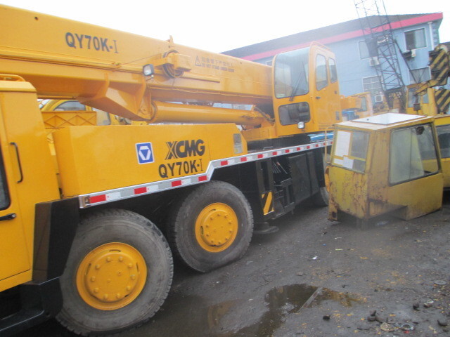 XCMG QY70K - Autódaru: 2 kép. XCMG QY70K - Autódaru: 2 kép.