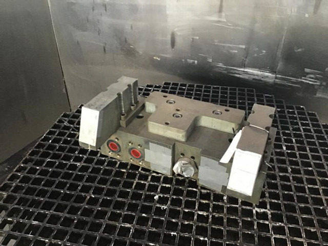 Alkatrész Liebherr Fuel Tank: 16 kép.