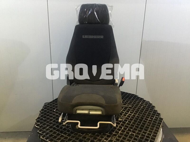 Grammer R926 K-LC / R946 LC / R946 LC-V / R946 NLC - Ülés: 1 kép. Grammer R926 K-LC / R946 LC / R946 LC-V / R946 NLC - Ülés: 1 kép.