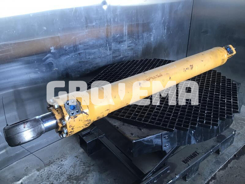 Liebherr A934B Li / R934 / R934B / R934C - Hidraulikus henger: 1 kép. Liebherr A934B Li / R934 / R934B / R934C - Hidraulikus henger: 1 kép.