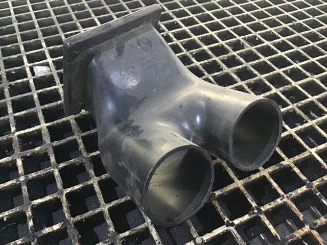Liebherr Air Duct - Klíma alkatrész: 1 kép. Liebherr Air Duct - Klíma alkatrész: 1 kép.