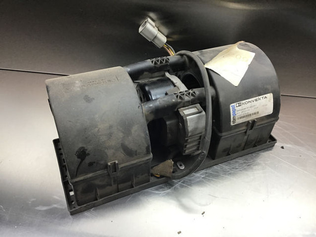 Liebherr Blower - Fűtőmotor: 1 kép. Liebherr Blower - Fűtőmotor: 1 kép.