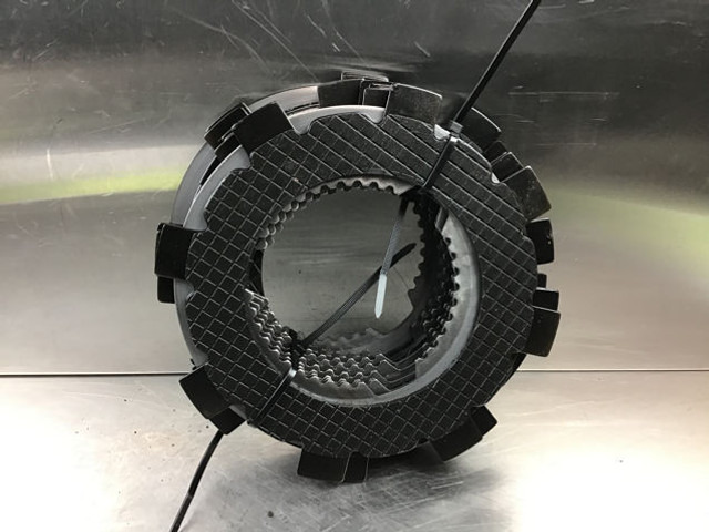 Liebherr Brake Disc Set - Féktárcsa: 2 kép. Liebherr Brake Disc Set - Féktárcsa: 2 kép.