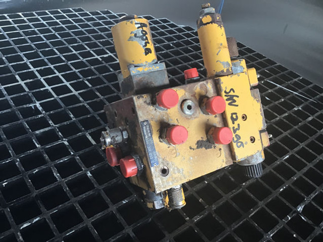 Liebherr Cab Valve - Hidraulika: 1 kép. Liebherr Cab Valve - Hidraulika: 1 kép.