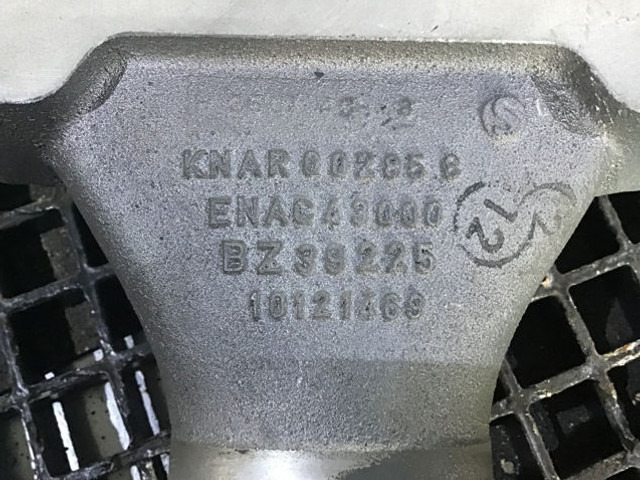 Liebherr Charge Air Cooler - Légbeszívó cső: 1 kép. Liebherr Charge Air Cooler - Légbeszívó cső: 1 kép.