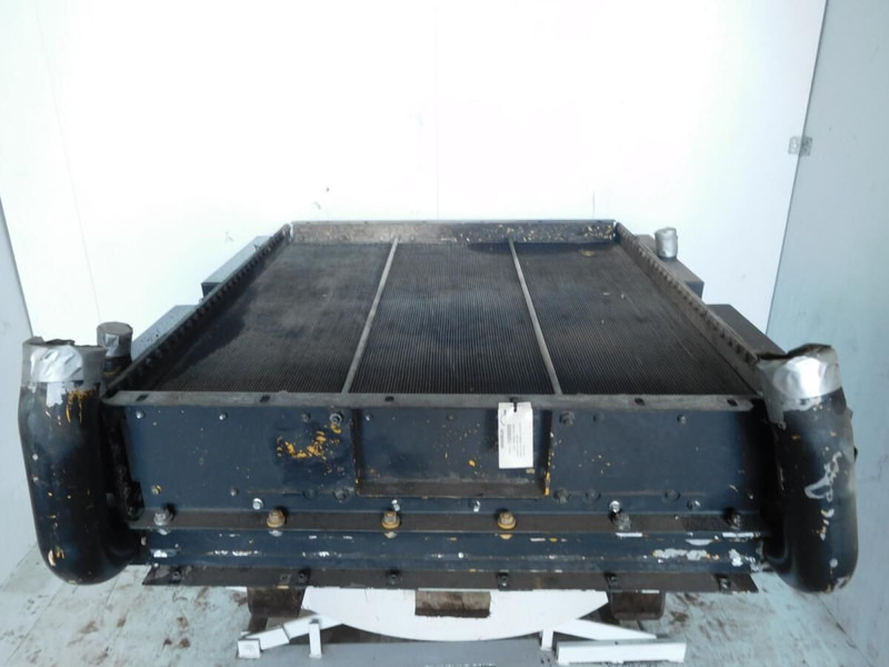 Liebherr Combined Radiator - Radiátor: 2 kép. Liebherr Combined Radiator - Radiátor: 2 kép.