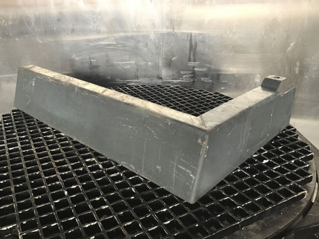 Liebherr Covering Infront - Motorháztető: 2 kép. Liebherr Covering Infront - Motorháztető: 2 kép.