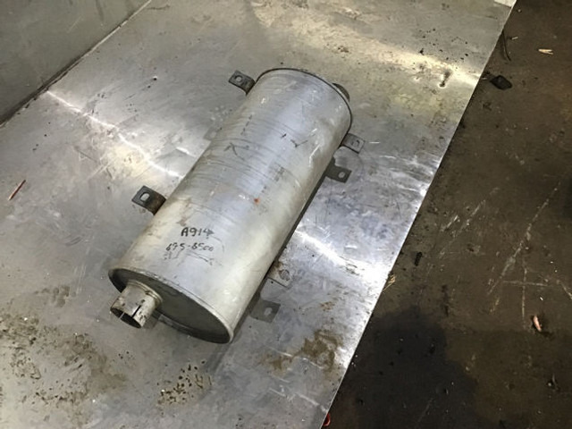 Liebherr Exhaust Silencer - Hangtompító: 5 kép. Liebherr Exhaust Silencer - Hangtompító: 5 kép.