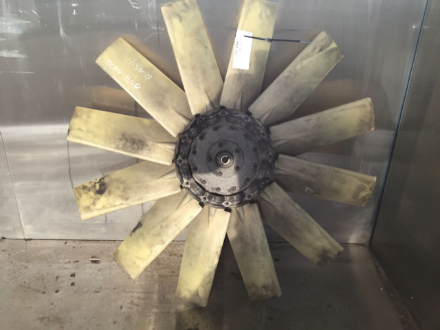 Liebherr Fan Blade - Ventilátor: 4 kép. Liebherr Fan Blade - Ventilátor: 4 kép.