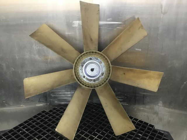 Liebherr Fan Blade - Ventilátor: 2 kép. Liebherr Fan Blade - Ventilátor: 2 kép.