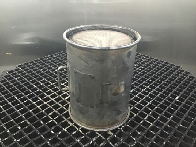 Liebherr Filter - Hidraulikaszűrő: 2 kép. Liebherr Filter - Hidraulikaszűrő: 2 kép.