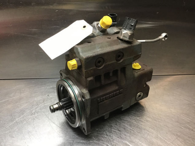 Liebherr High Pressure Pump - Motor: 2 kép. Liebherr High Pressure Pump - Motor: 2 kép.