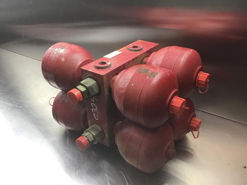 Liebherr L544 / L554 - Elektromos rendszer: 3 kép. Liebherr L544 / L554 - Elektromos rendszer: 3 kép.