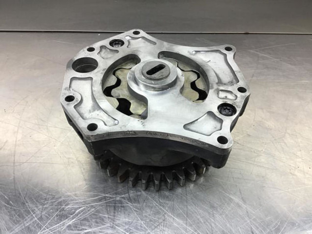 Olajszivattyú Liebherr Lube Oil Pump: 6 kép.