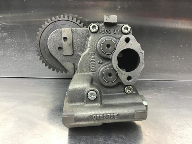 Olajszivattyú Liebherr Lubricating Oil Pump: 1 kép.