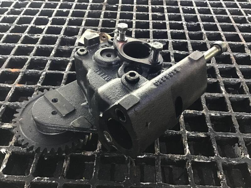 Liebherr Oil Pump - Olajszivattyú: 1 kép. Liebherr Oil Pump - Olajszivattyú: 1 kép.