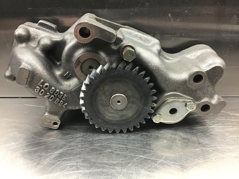 Liebherr Oil Pump - Olajszivattyú: 1 kép. Liebherr Oil Pump - Olajszivattyú: 1 kép.