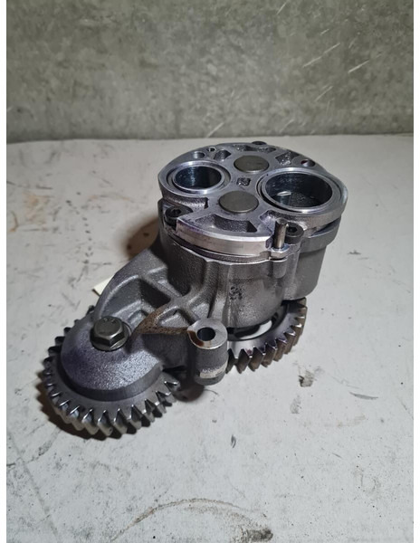 Liebherr Oil pump - Olajszivattyú: 2 kép. Liebherr Oil pump - Olajszivattyú: 2 kép.