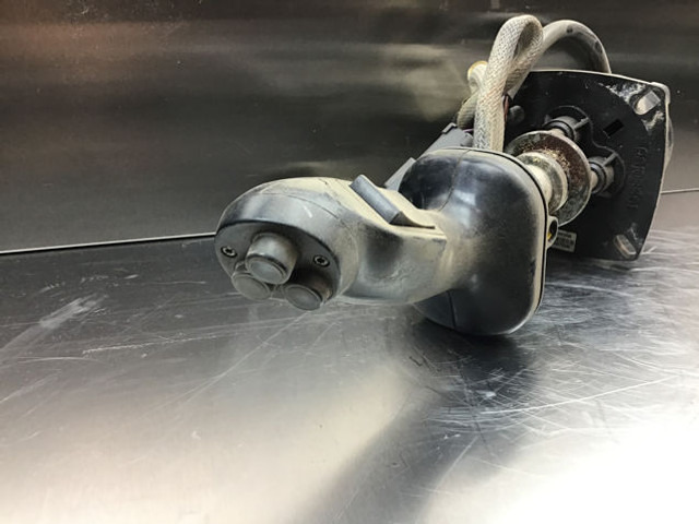 Hidraulika Liebherr Pilot Control Unit: 6 kép.