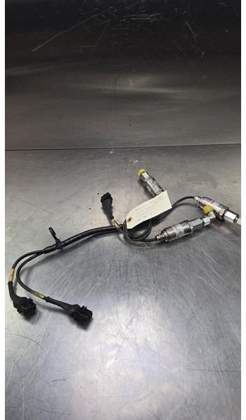 Liebherr Press.Transmitter 400 Bar - Érzékelő: 3 kép. Liebherr Press.Transmitter 400 Bar - Érzékelő: 3 kép.