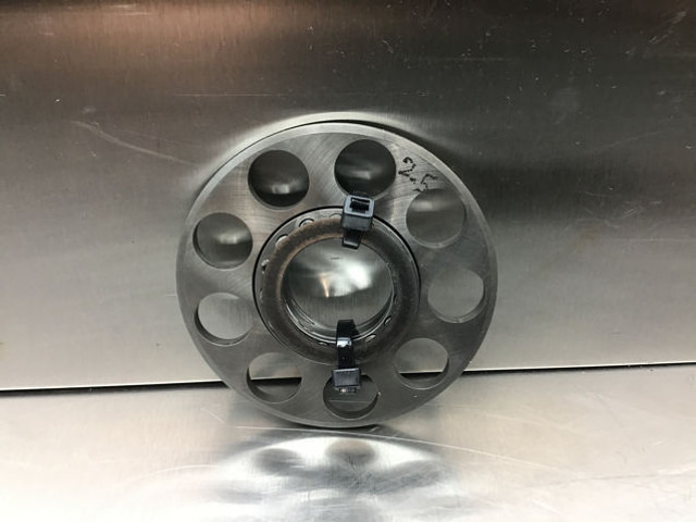 Liebherr Pull Back Ball+Plate - Felni: 2 kép. Liebherr Pull Back Ball+Plate - Felni: 2 kép.