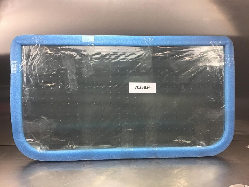 Liebherr R900 Li - Ablak és alkatrészek: 2 kép. Liebherr R900 Li - Ablak és alkatrészek: 2 kép.