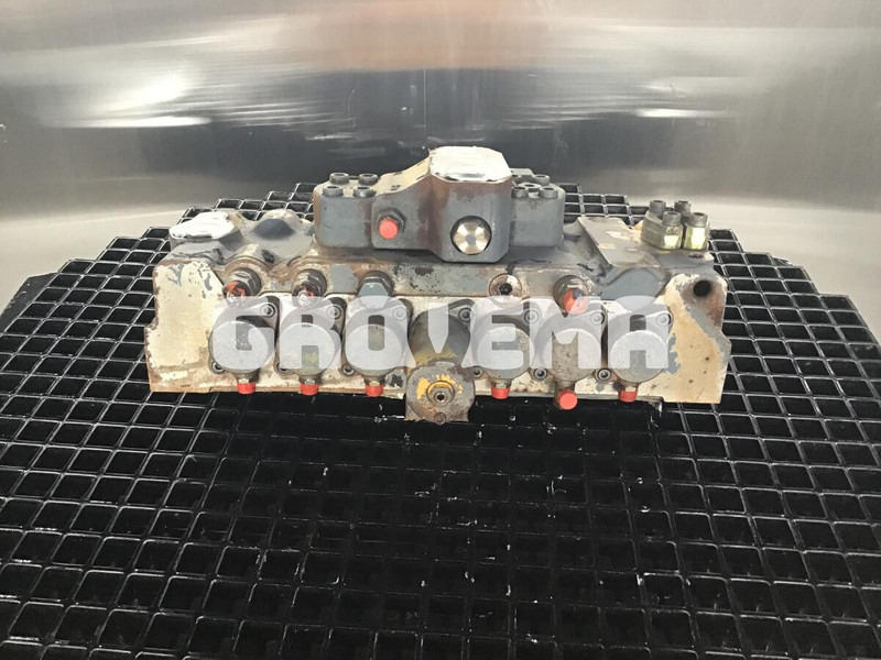 Liebherr R902 Li / R912HDSL - Hidraulika: 1 kép. Liebherr R902 Li / R912HDSL - Hidraulika: 1 kép.