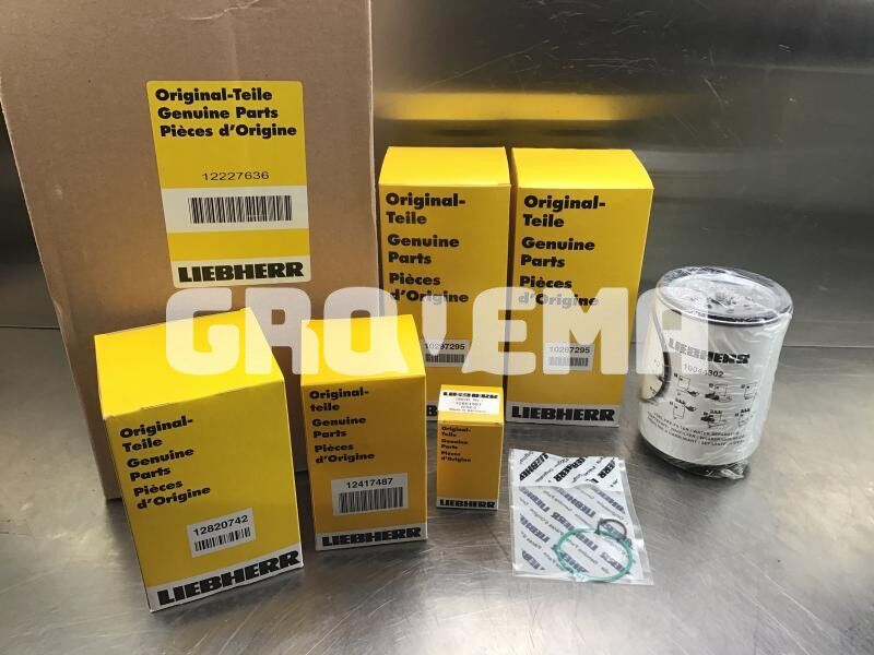 Liebherr R906/R906 ADVANCED/R906 C/R906 LC - Üzemanyagszűrő: 1 kép. Liebherr R906/R906 ADVANCED/R906 C/R906 LC - Üzemanyagszűrő: 1 kép.