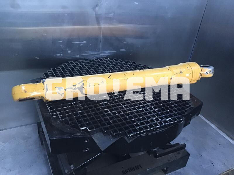 Liebherr R912 Li / R321 / A904 Li - Hidraulikus henger: 2 kép. Liebherr R912 Li / R321 / A904 Li - Hidraulikus henger: 2 kép.