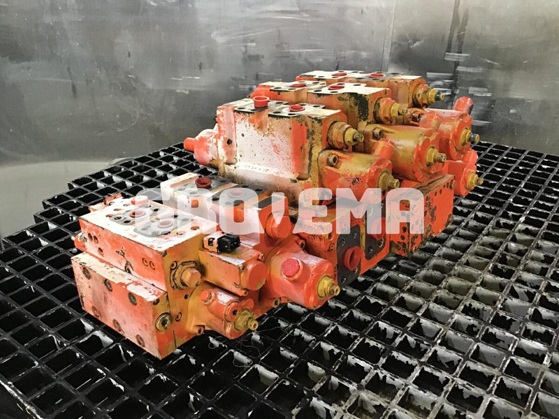 Liebherr R914 EW ,R914HDS ,R914HDSL ,R914STD - Hidraulika: 1 kép. Liebherr R914 EW ,R914HDS ,R914HDSL ,R914STD - Hidraulika: 1 kép.